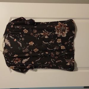 Maurices medium blouse